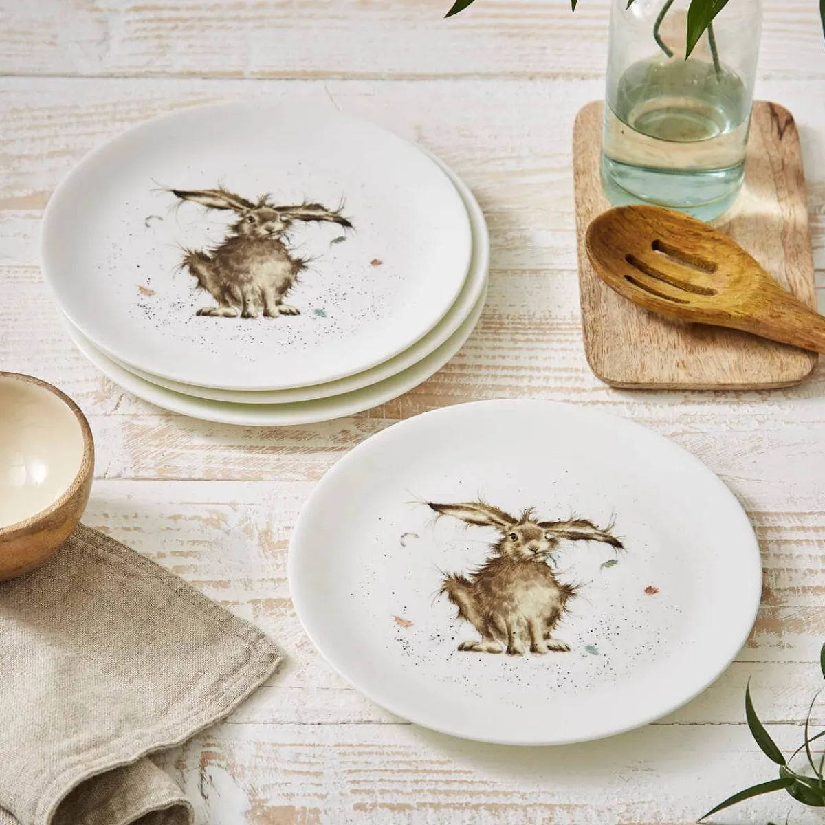Royal Worcester Wrendale Designs Hare Set of 4 Coupe Plates Fashion